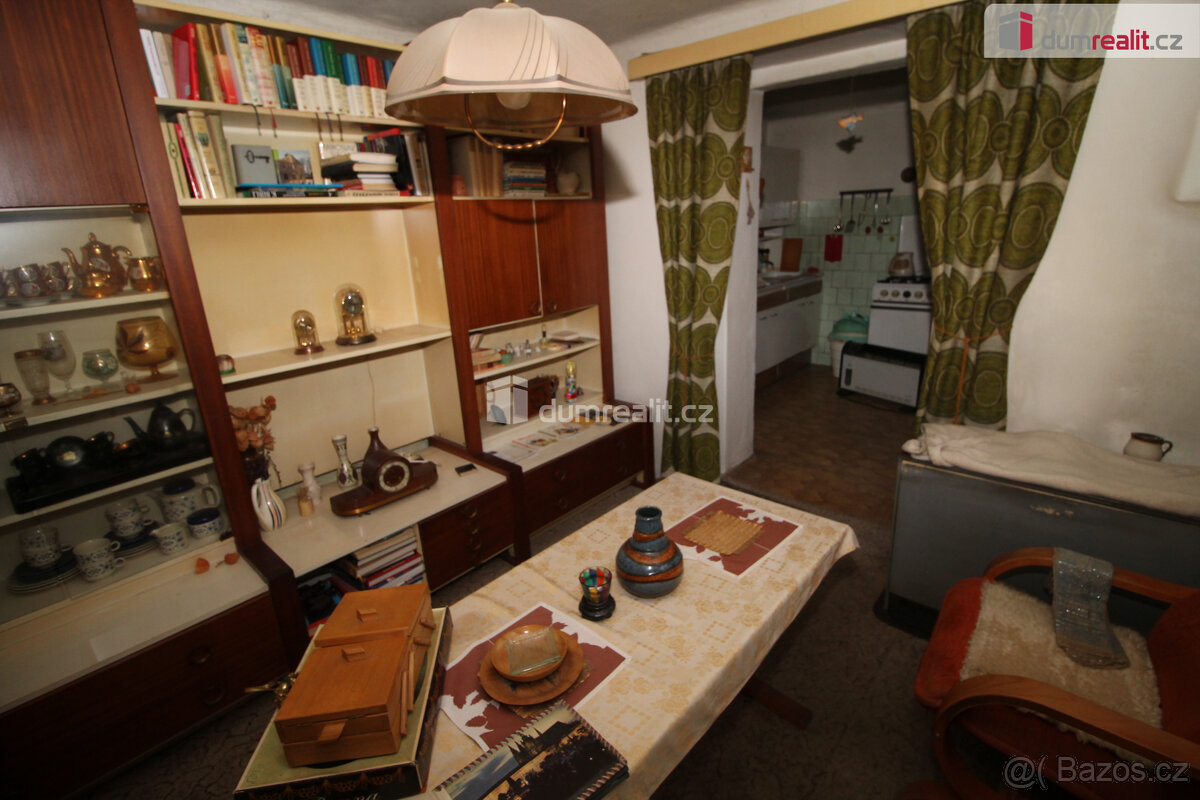 Pěkný domek s pozemkem a zahradou v klidné lokalitě Kbely u - 4