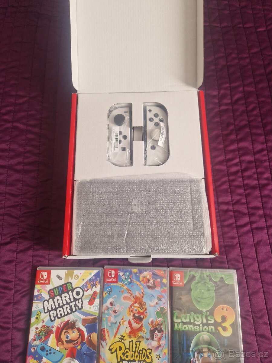 Nintendo Switch (OLED model) White + 6her + Pouzdro - 4