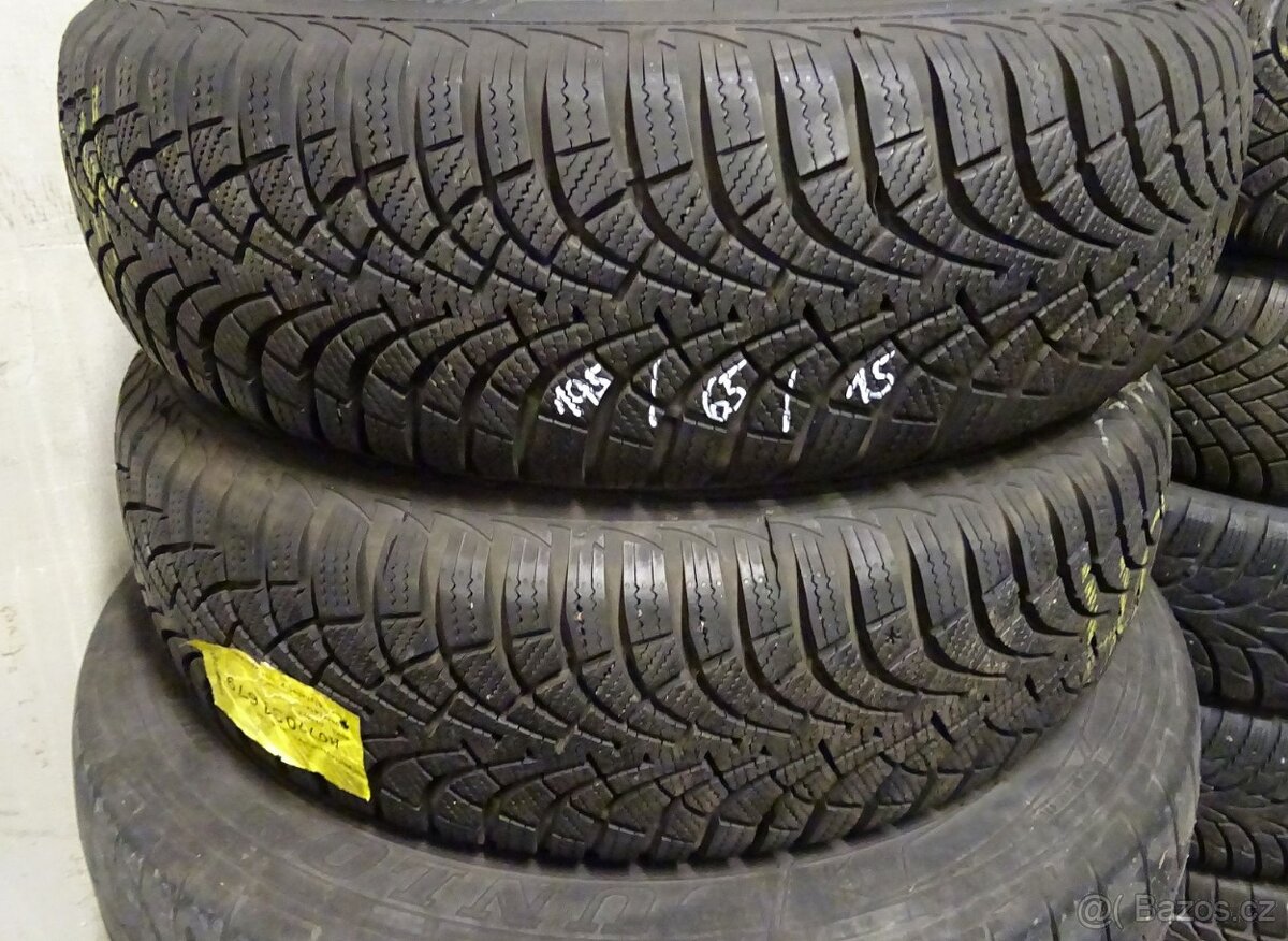 Zimní pneu Goodyear Ultragrip 9,195/65/15, 2 ks, 8,5 mm - 4