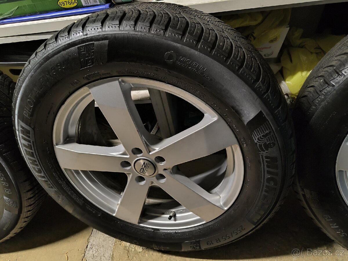 Alu kola Land Rover 5x108 r19 ,pneu zimní 6mm 255/55/19 - 4