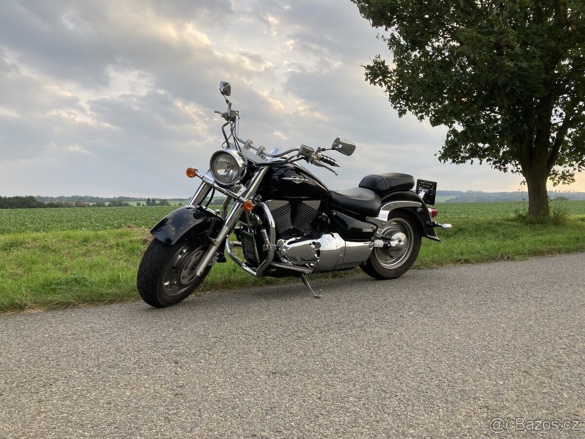 Suzuki C1500 Intruder - 4