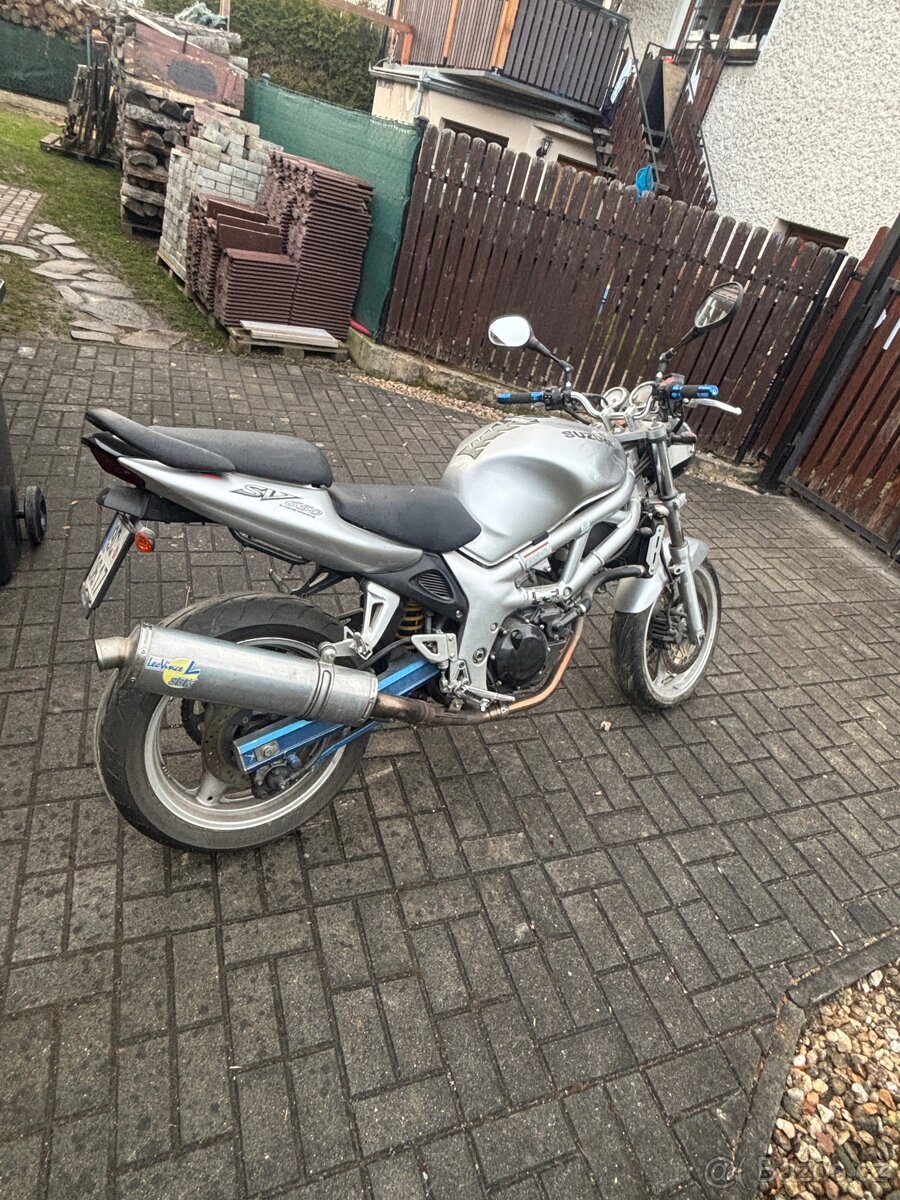 Suzuki SV650 - 4