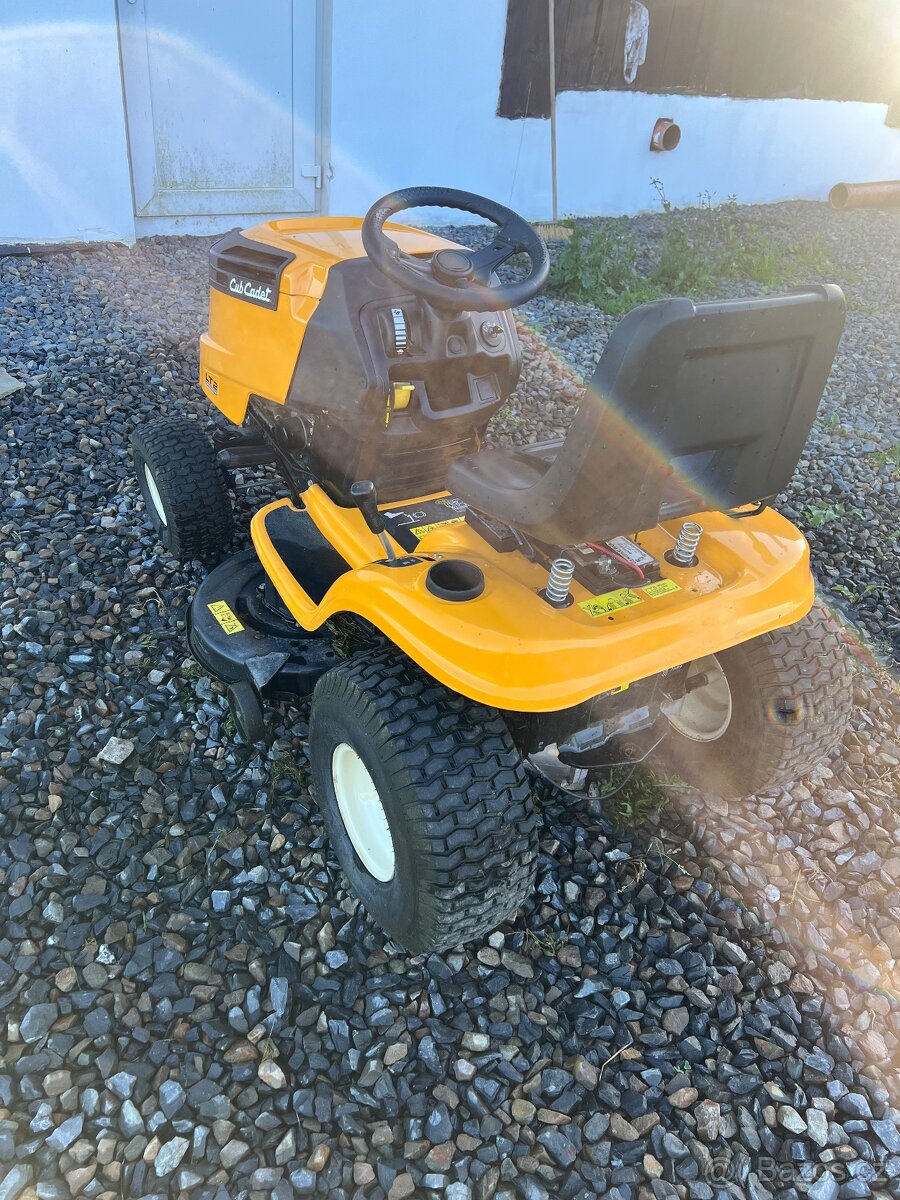 CubCadet - 4