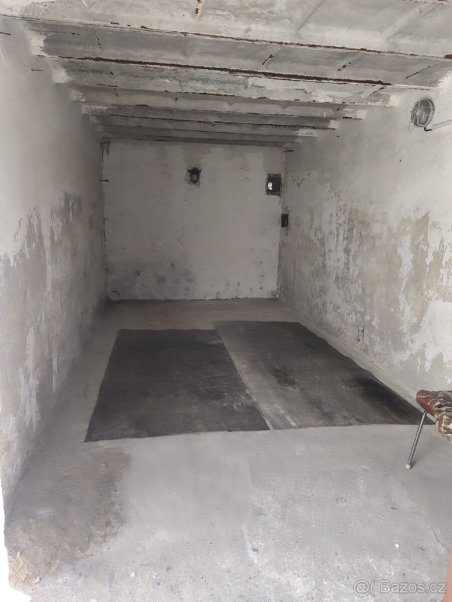 Garáž Kunratická - 4
