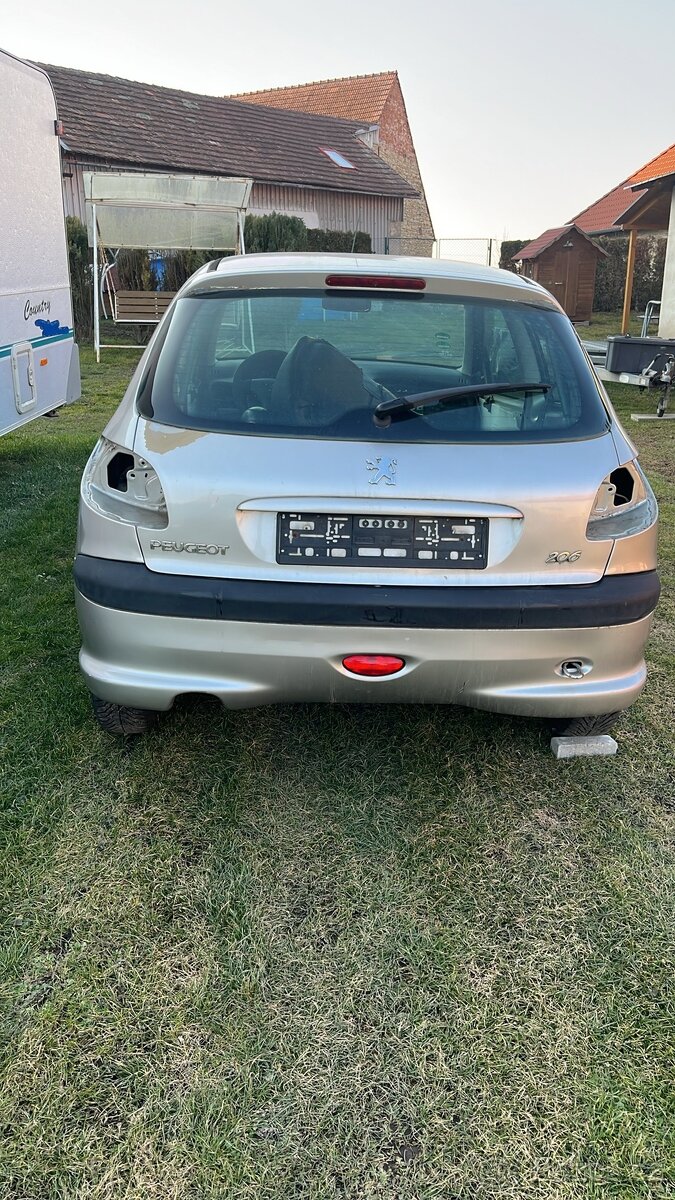 Peugeot 206 - 4