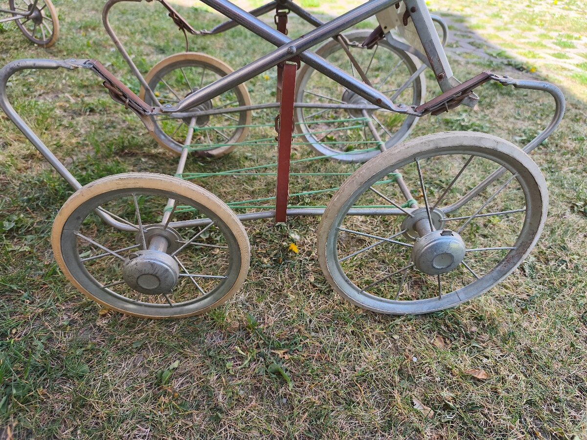 Retro kočárek TDV Duchcov - 4