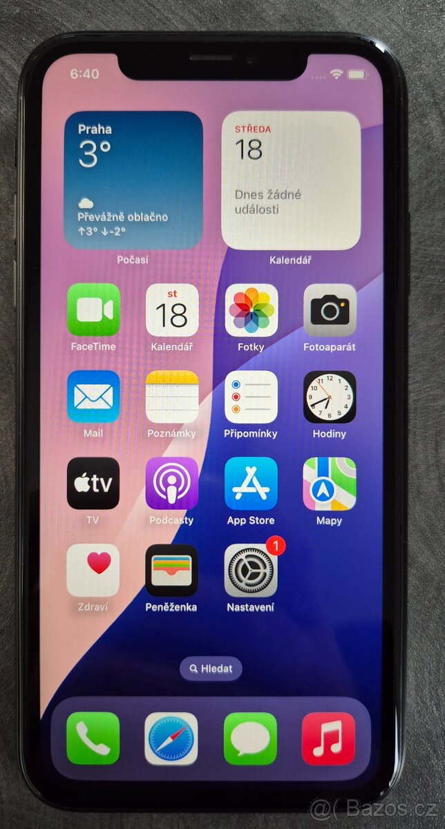 iPhone XR - 4