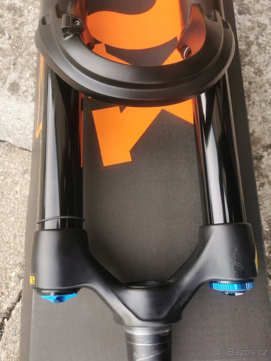 Vidlice fox 38 performance elite Grip 2 - 4