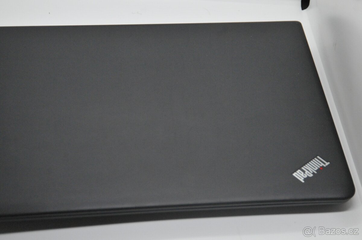 Notebook Lenovo ThinkPad Edge E550 - 4