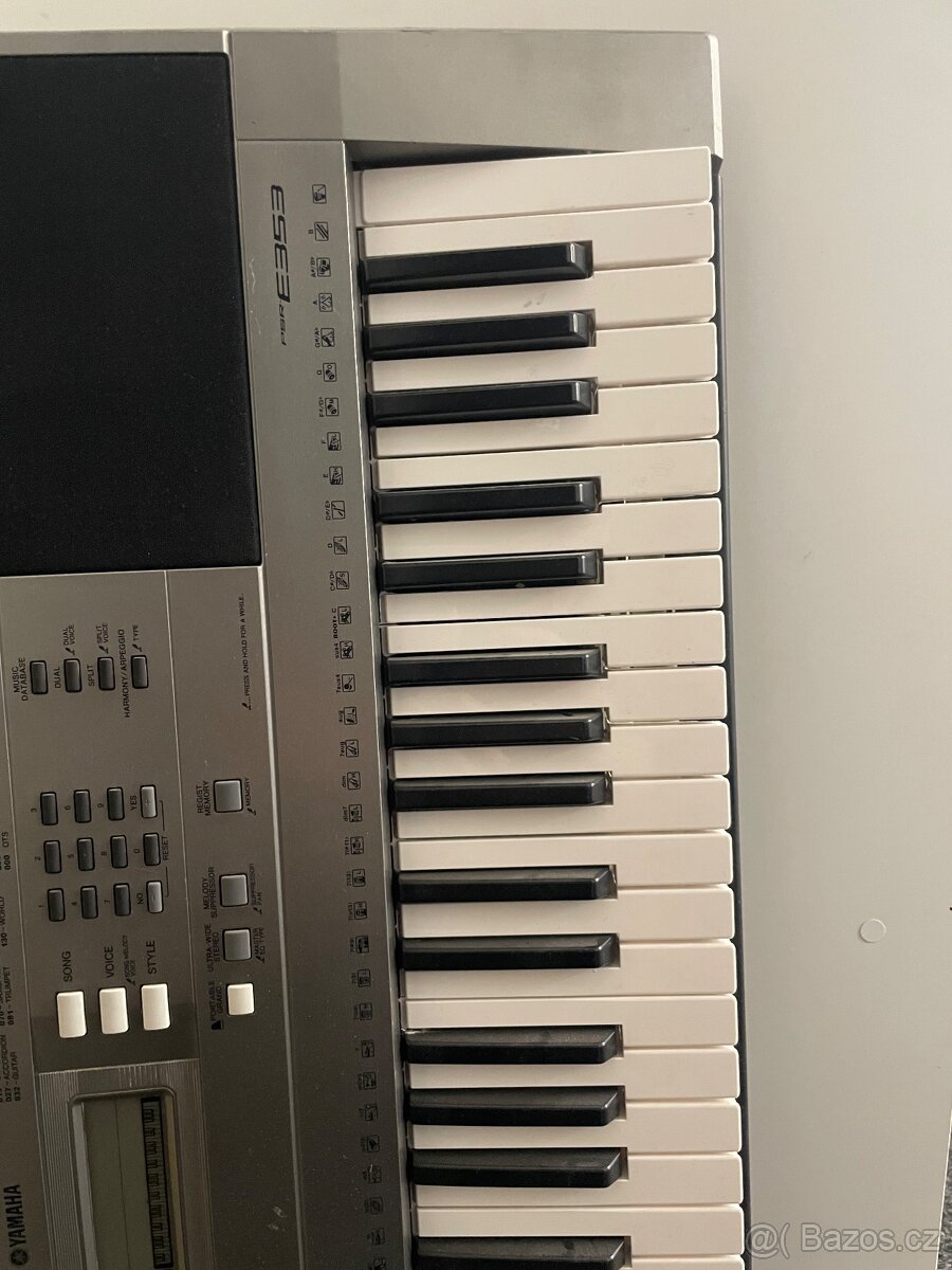 Klávesy Yamaha PSR-E353 - 4