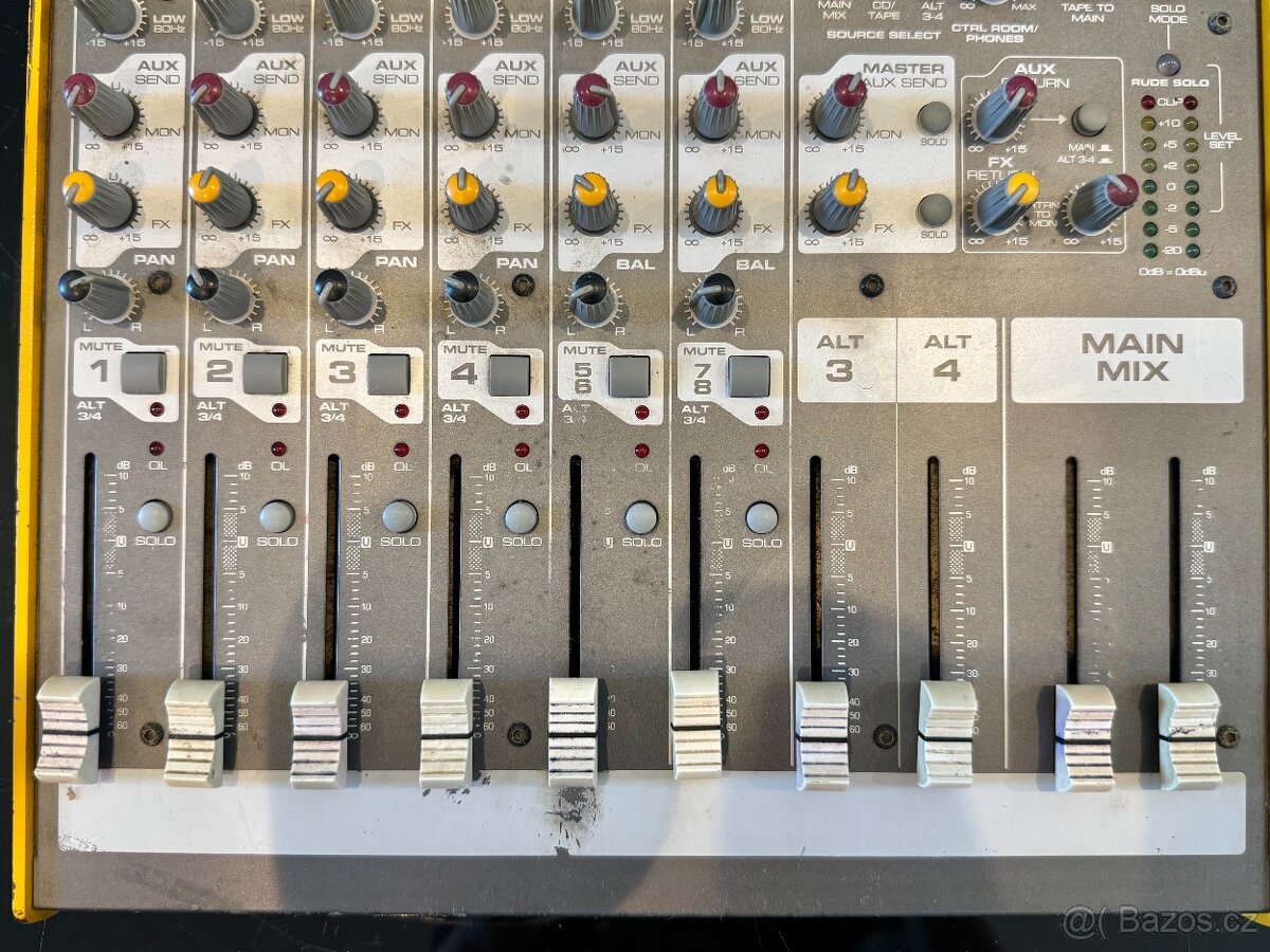 Tapco MIX 220FX mixer - 4