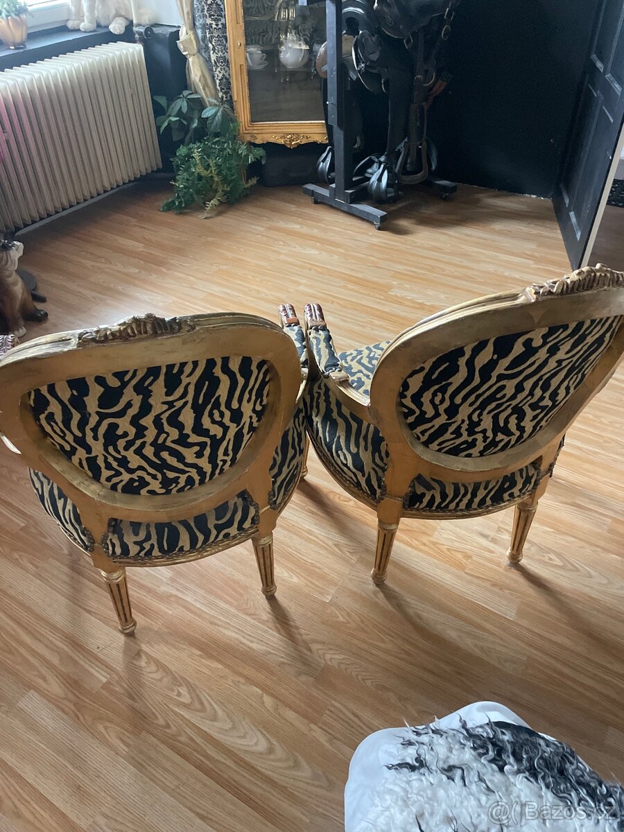 2 křesílka (odběr Hlavečník) cena za obě - 4
