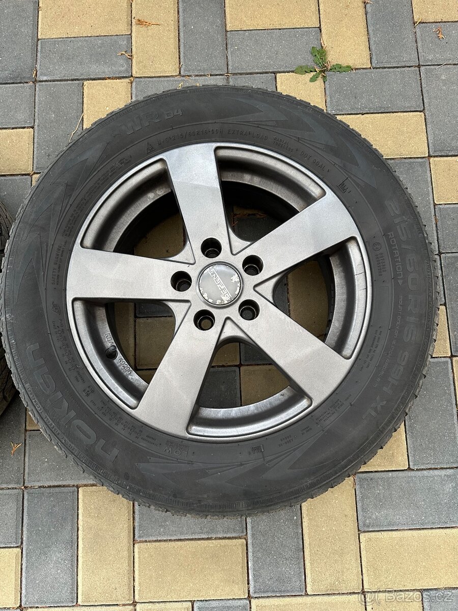 Alu kola Nokian 215/60 R16 - 4