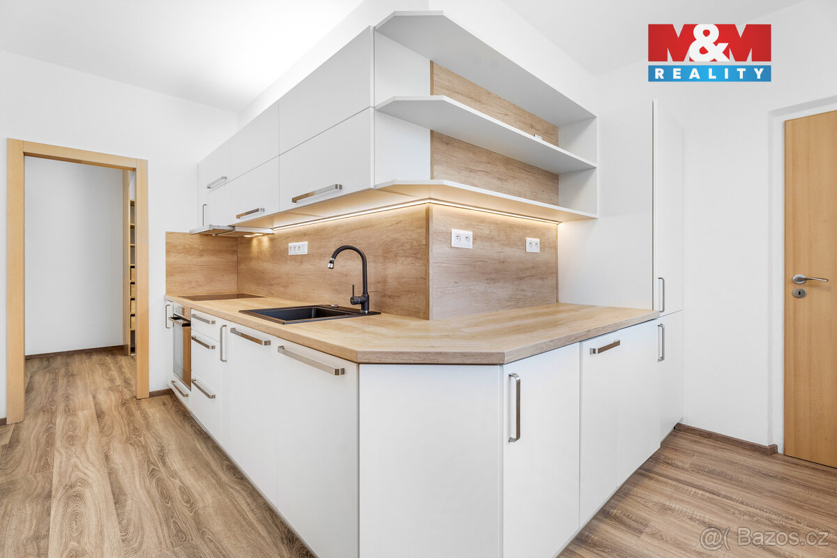 Prodej bytu 3+1, 69 m², Jablonec nad Nisou, ul. Lužická - 4