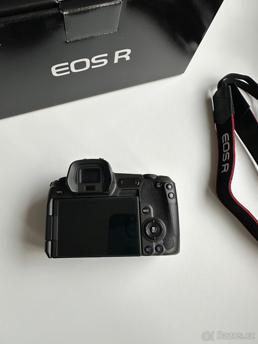 Canon EOS R - top stav - 4