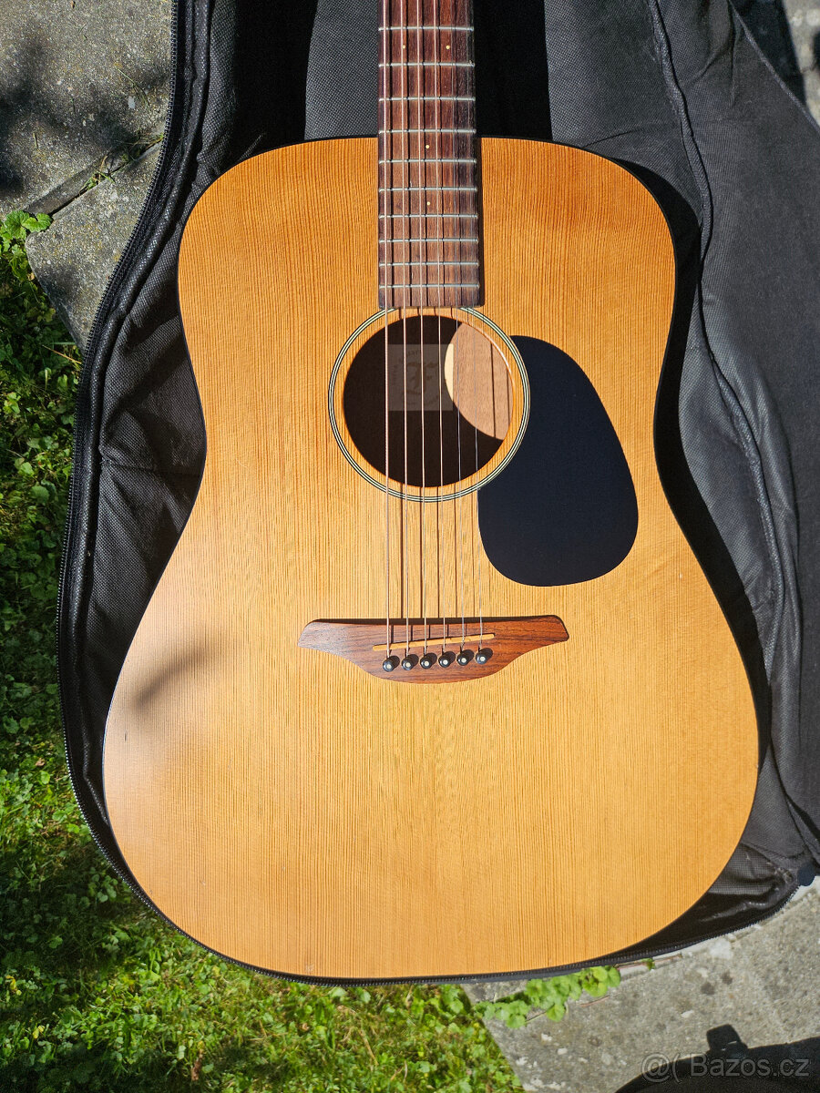 Akustická polomasivní česká kytara FURCH D 40 CM - 4