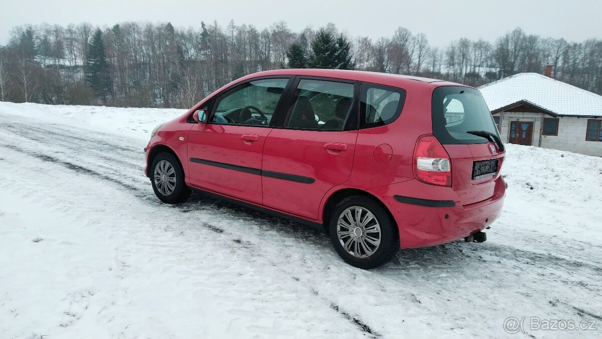 honda jazz 1,2 - 4