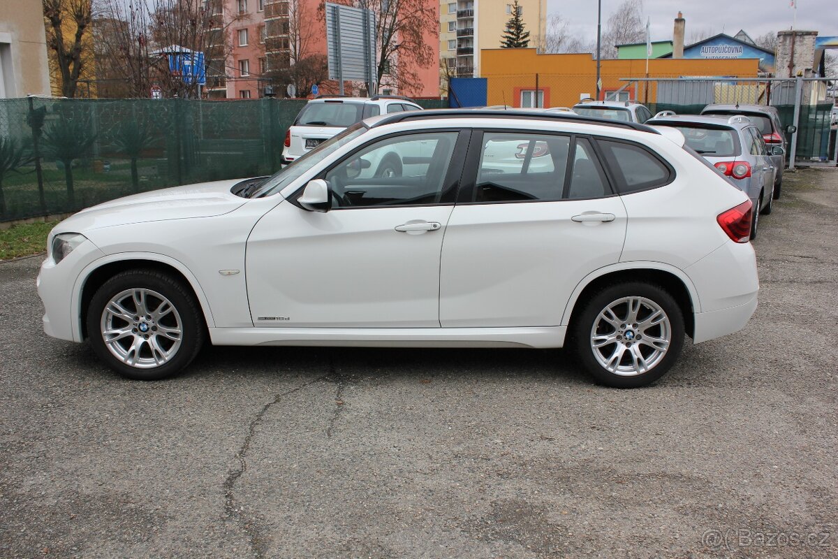BMW X1 18D, sDrive, M-paket, manuál - 4