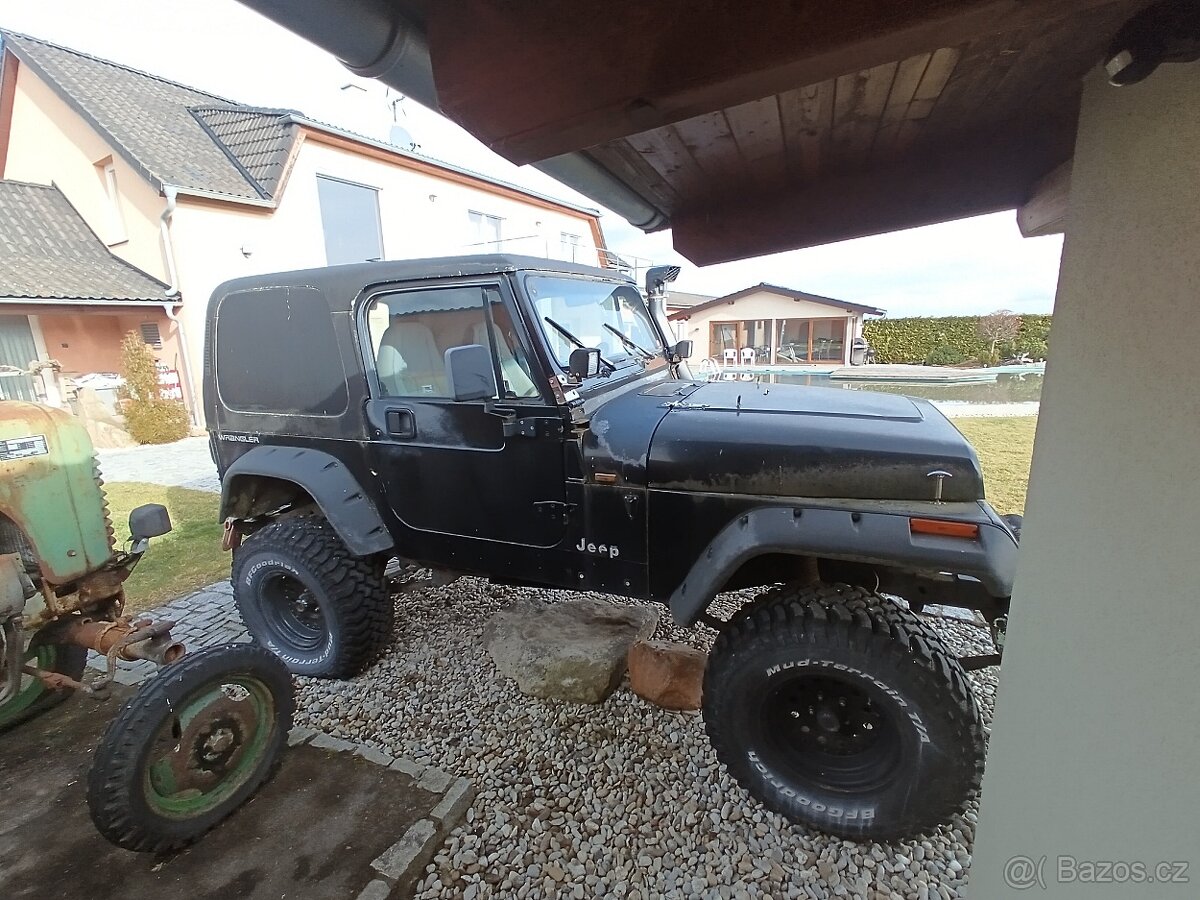 Prodám Jeep Wrangler 4,0 - 4