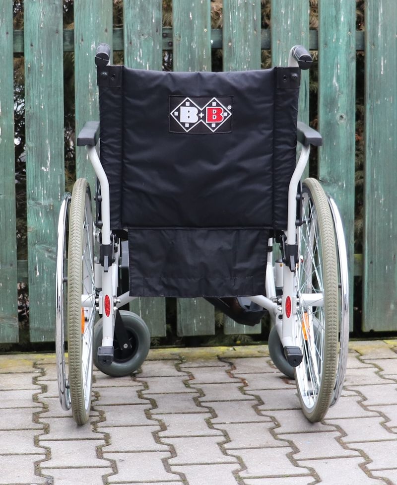 082-Mechanický invalidní vozík B+B. - 4