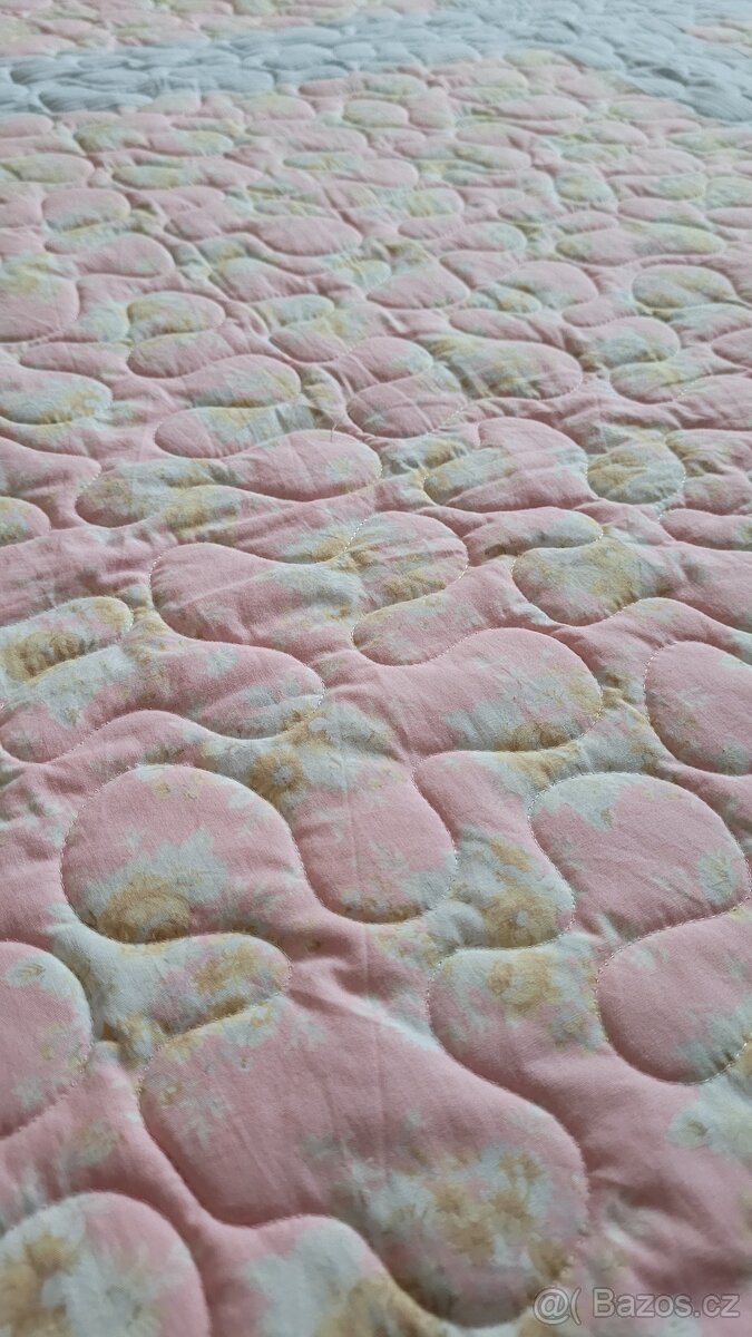 Prodám patchworkovou deku 157x202cm - 4