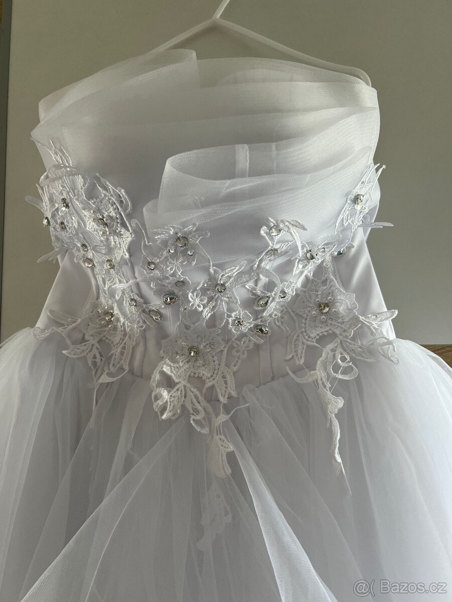 Svatební šaty - 4