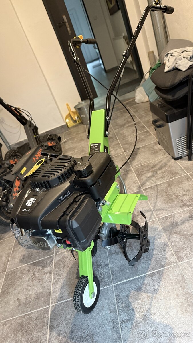 Benzínový kultivátor FIELDMAN - 4