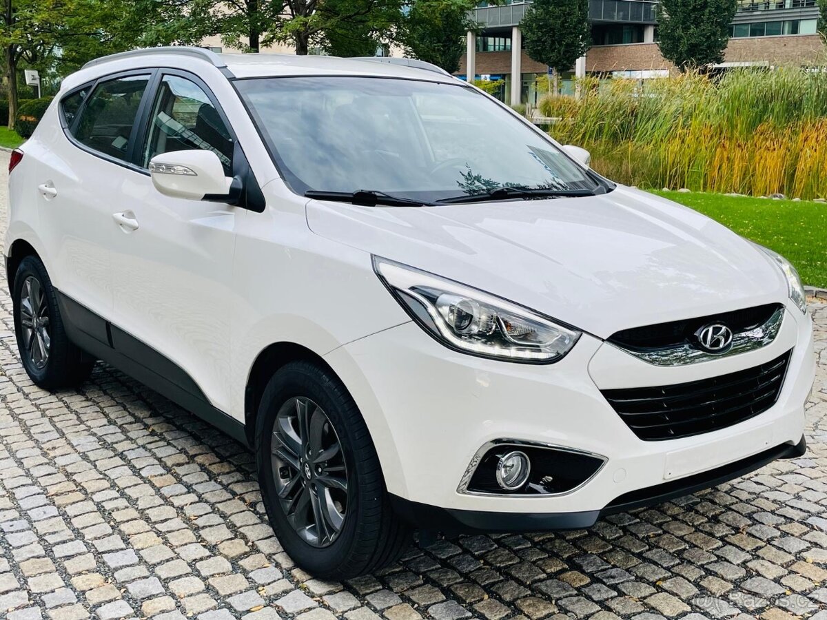 Hyundai ix35 2.0CRDi 4x4 FACELIFT VYHŘEV SERVISKA TAŽNÉ - 4