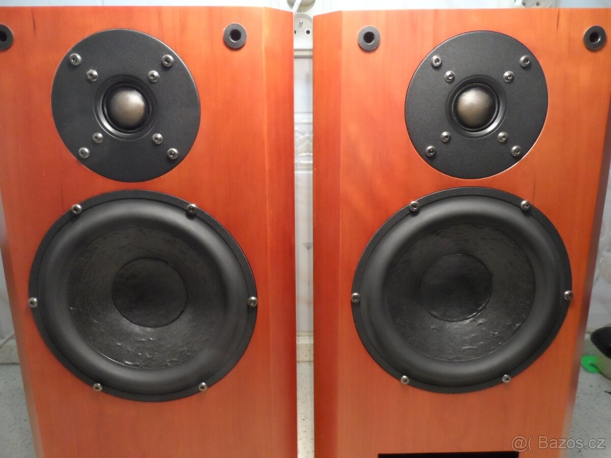 Usher V-601 - 4
