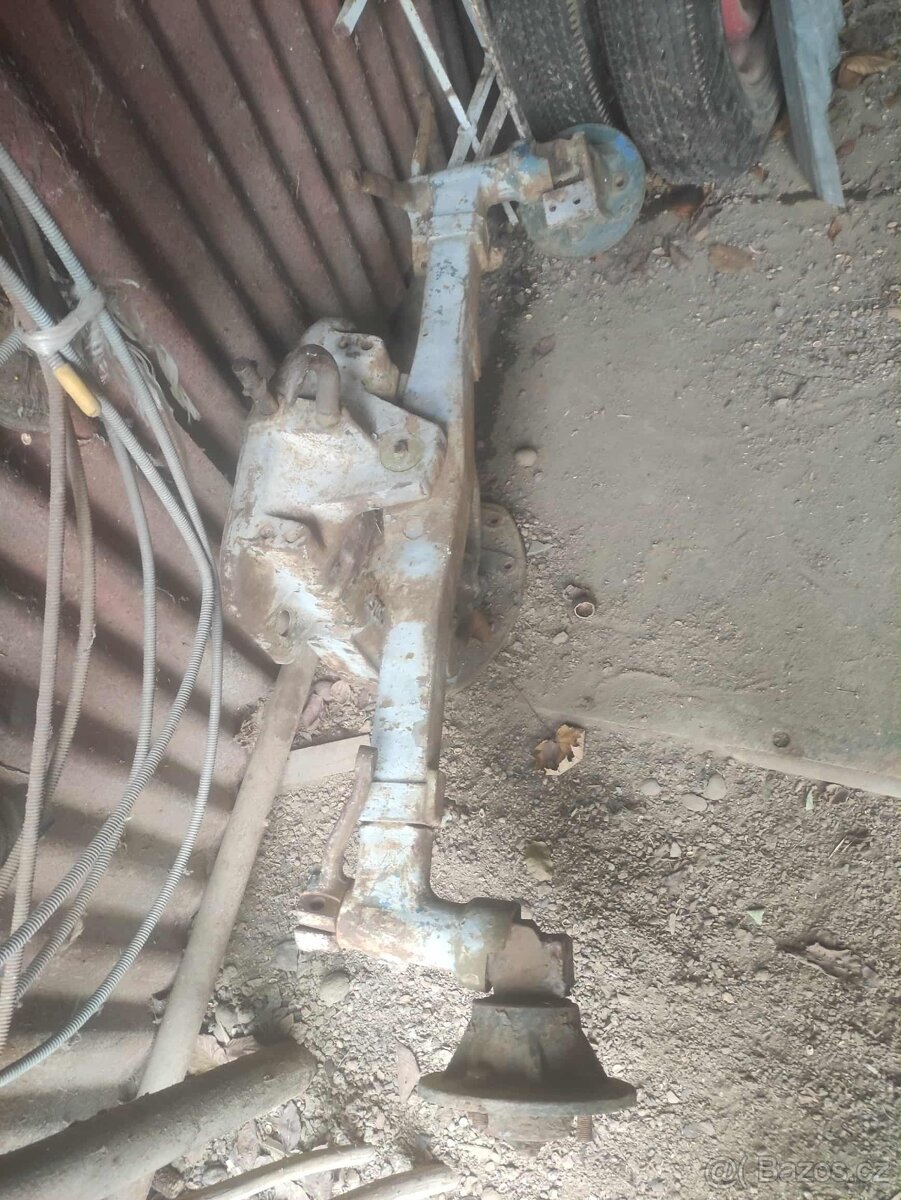 Prodám přední nápravu Zetor 25 - 4