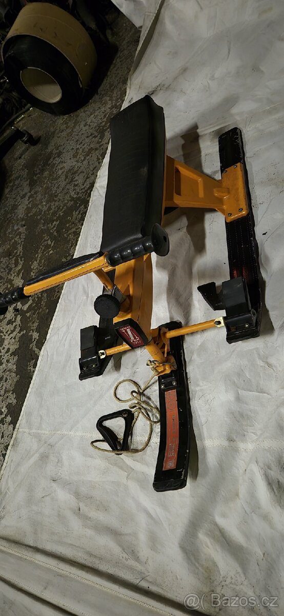 Prodám dobové sáně ČUK a GEK,PRODÁNO - 4