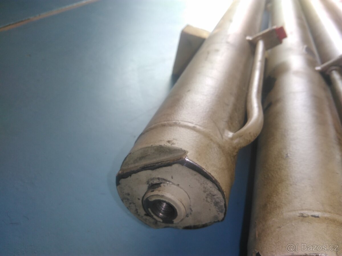 Hydraulicke valce - dlouhe 1.7m - 4