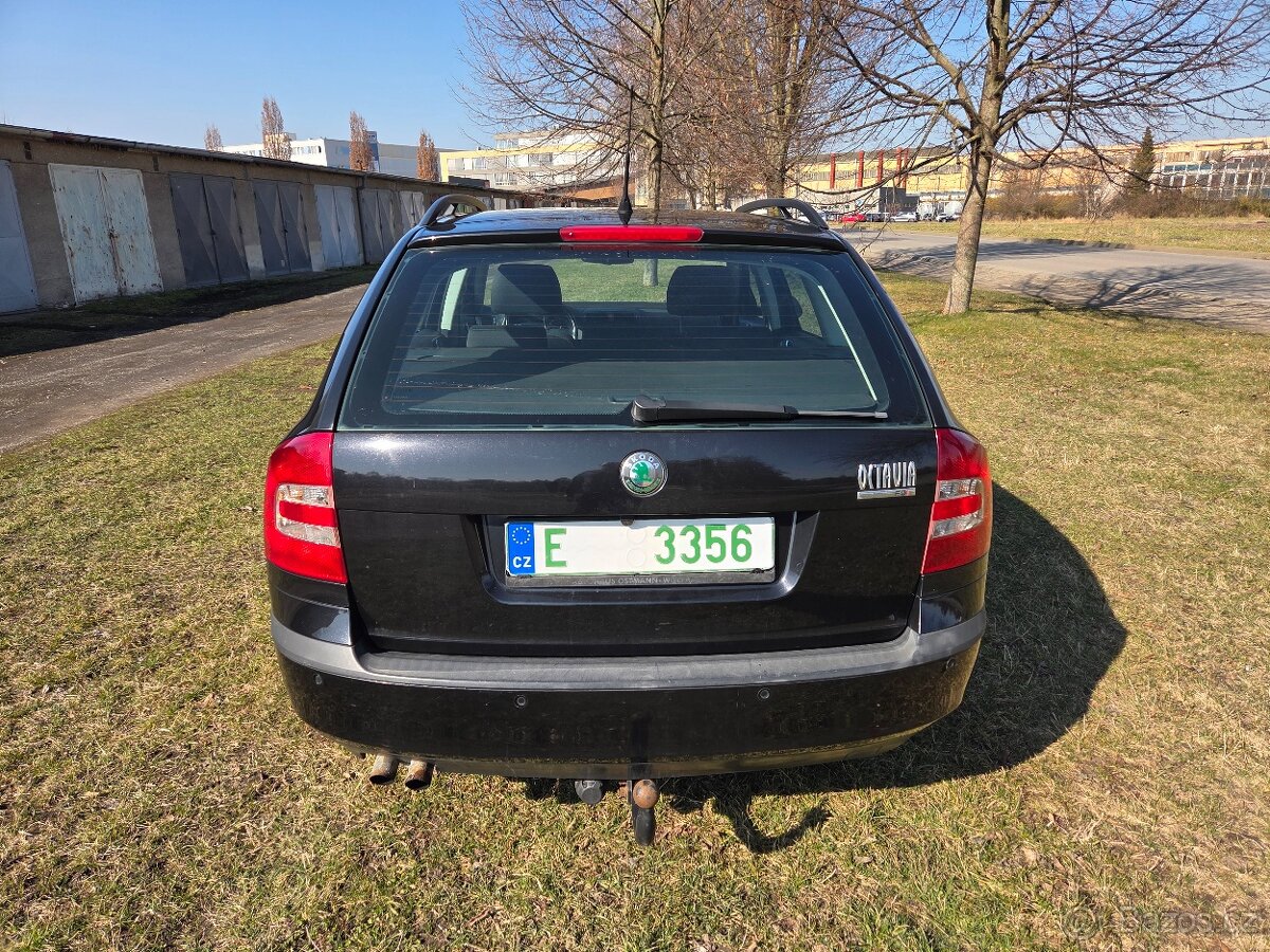 Škoda Octavia Elegance kombi - 4