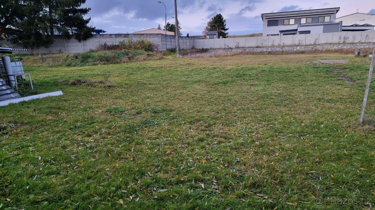 STAVEBNI POZEMEK V PÍSKU - 4