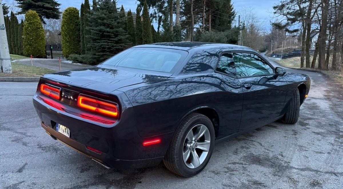 Dodge challenger SXT Plus 3,6 V6 - 4