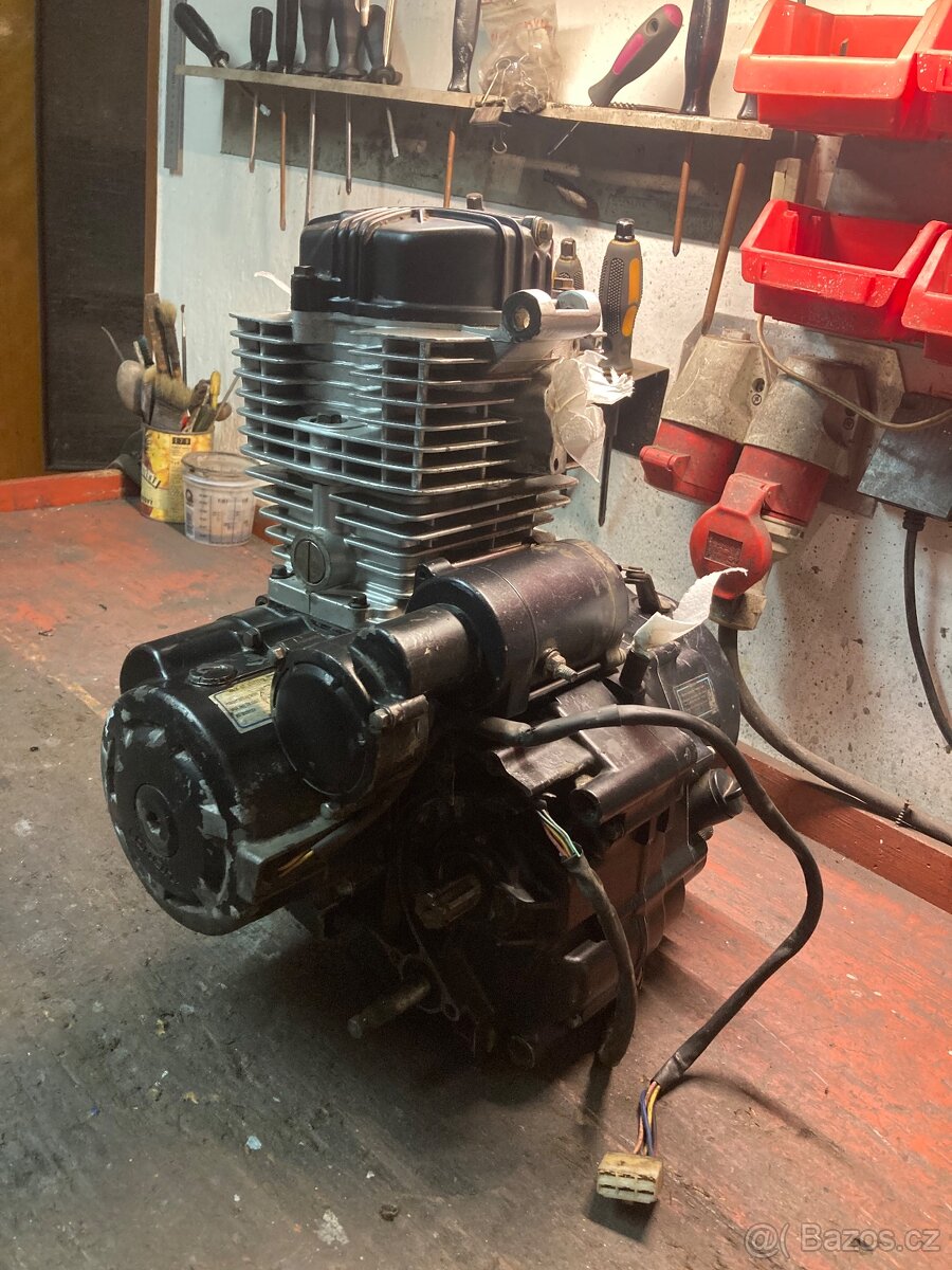 Motor 125ccm Loncin XM125