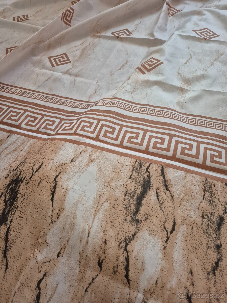 Koupelnový závěs a držák fenu na zeď. - 4