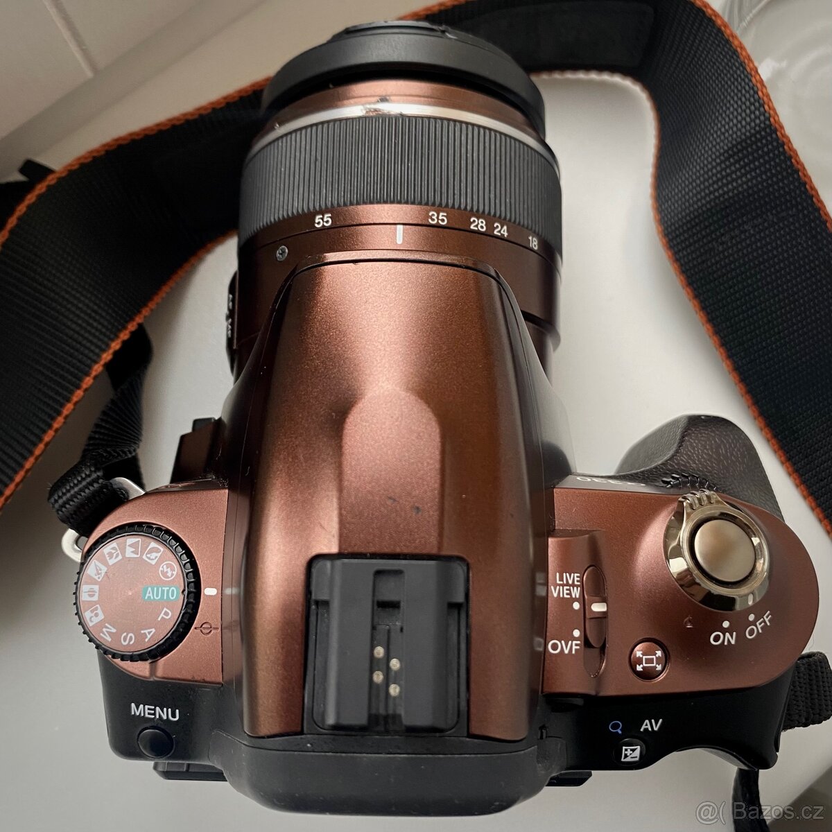 Sony Alpha A330 digitální fotoaparát - 4