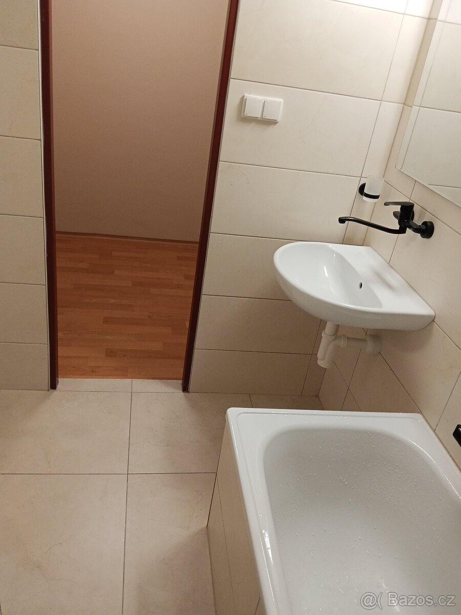 2+kk, Dr, Teplice Krajní ul, 39m2, nový interiér - 4