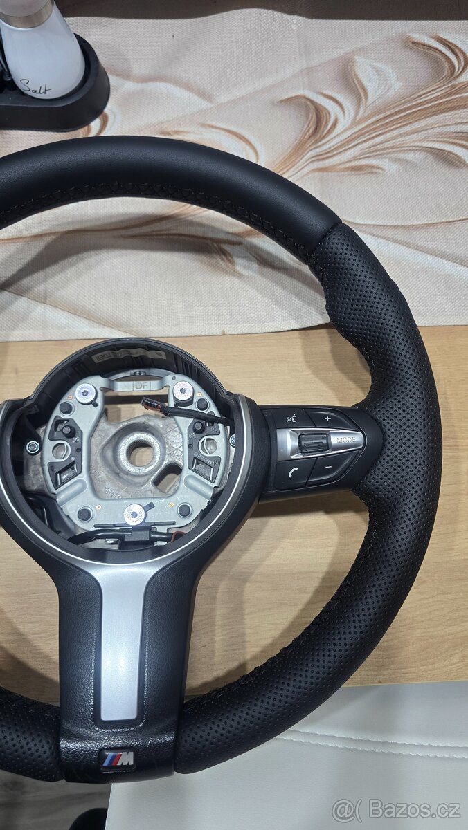 Volant BMW F10 F12 F30 F22 F20 F32 M-paket - 4