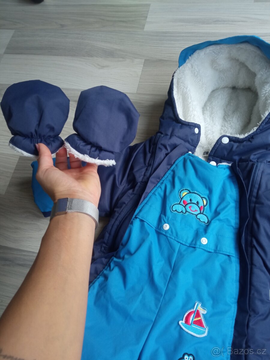 Zimní kombinéza s rukavicemi - 4