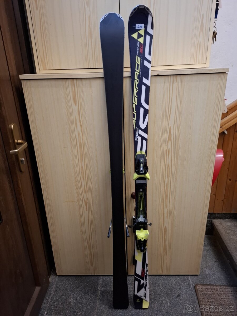 Sjezdové carvingové lyže FISCHER v délce 165 cm - 4