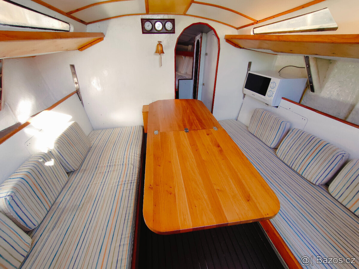 Kajutová plachetnice 9 m. - 4