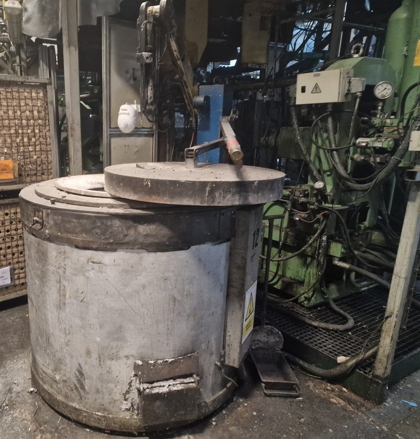 Tlakový licí stroj T6 - 400 ( Al ) - 4