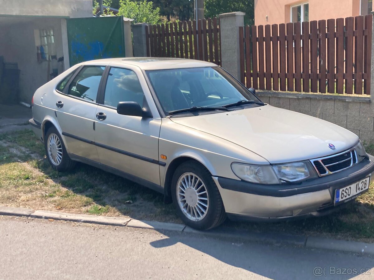 Prodám SAAB 900SE - 4