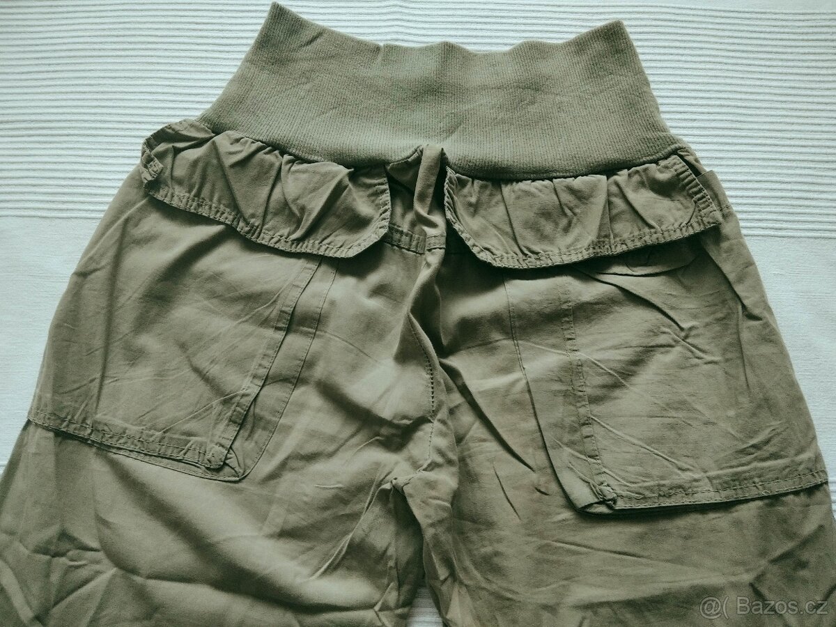 Těhotenské zelené kalhoty - 4