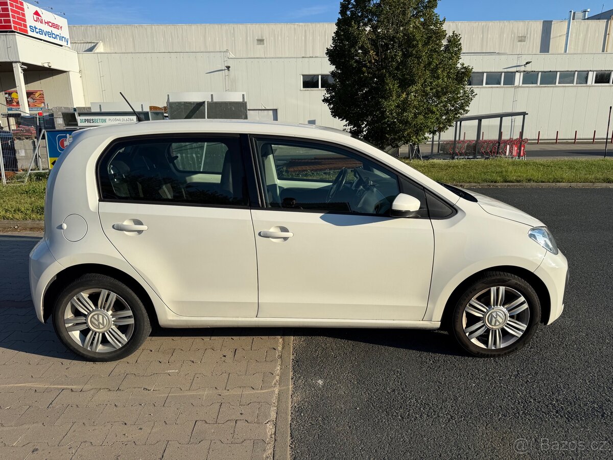 VW UP 1.0 CNG Facelift - 4
