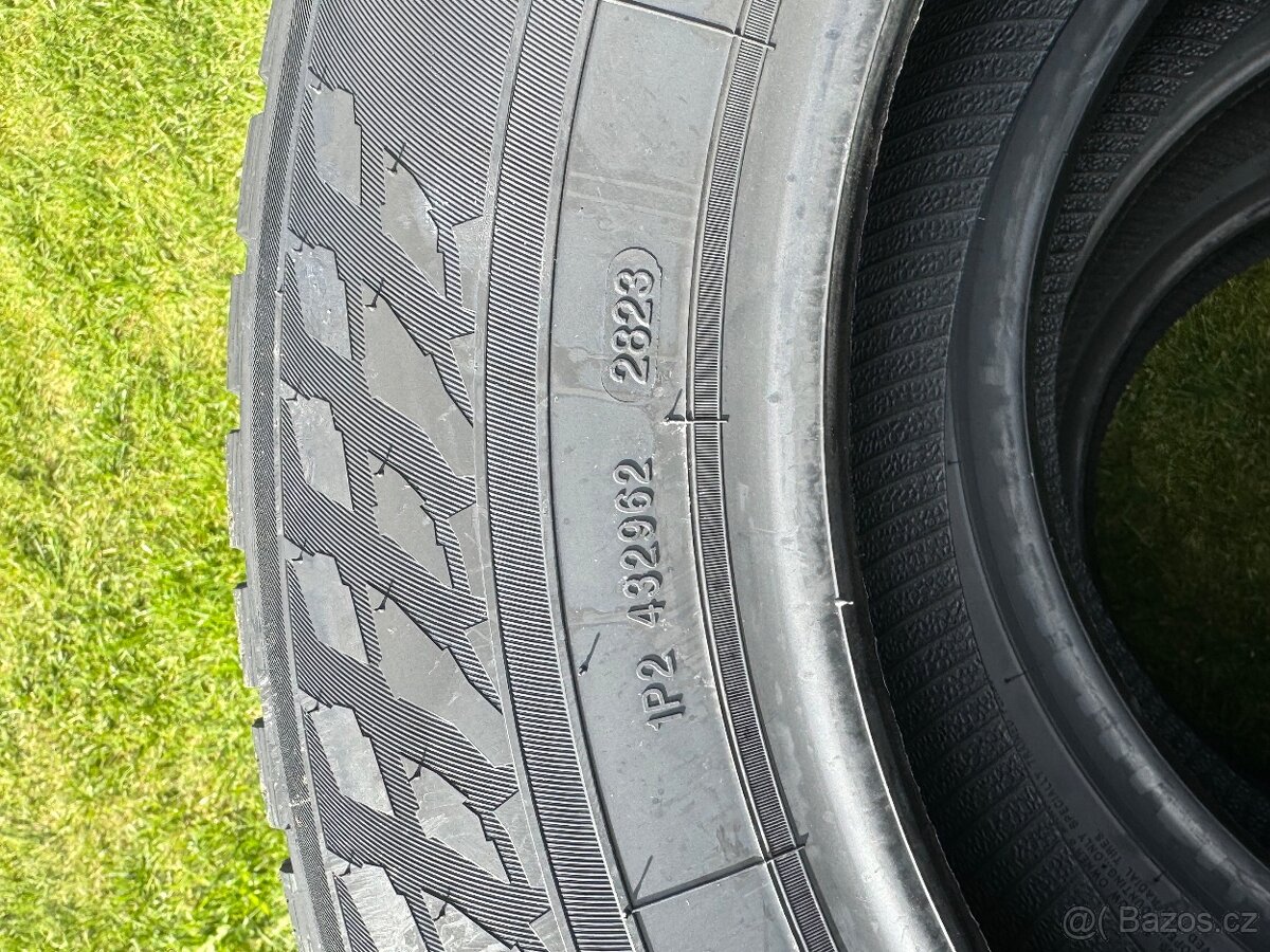 4x nové zimní Nokian Snowproof 1 195/65 R15 91T - 4