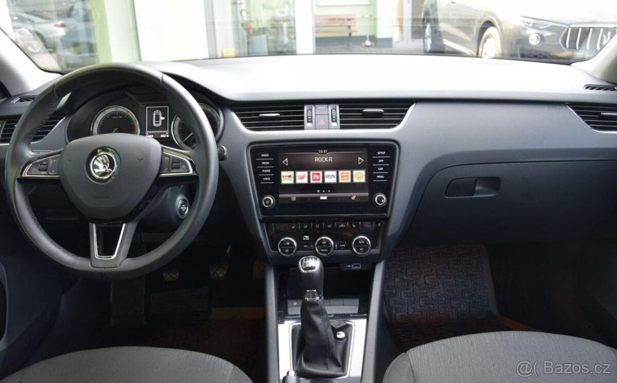 PRONÁJEM UBER BOLT PLZEŇ 4500Kč/týden - 4