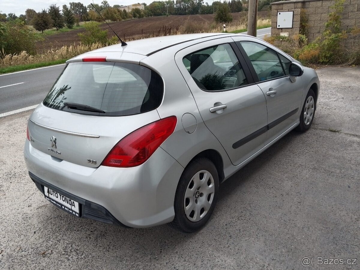 Peugeot 308 - 4